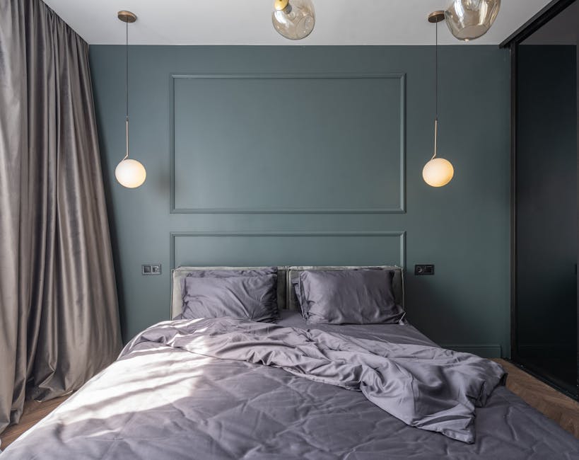 Linnen beddengoed set in stijlvolle slaapkamer. Linnen beddengoed set in stijlvolle slaapkamer.