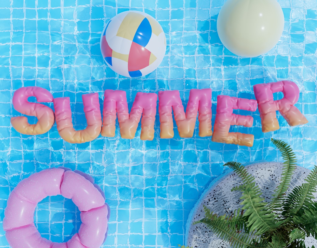 Vier de Nederlandse zomertijd met zelfgemaakte stranddecoraties